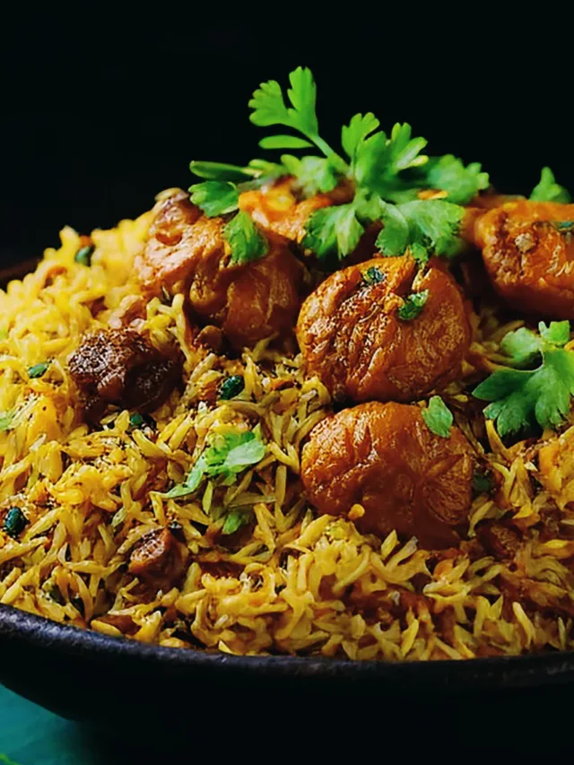 You should not miss these 5 types of Biryani