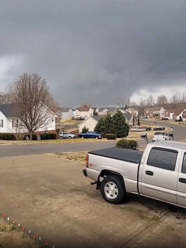 Severe storms in central Tennessee claimed 6 lives and causing widespread damage to homes and businesses.